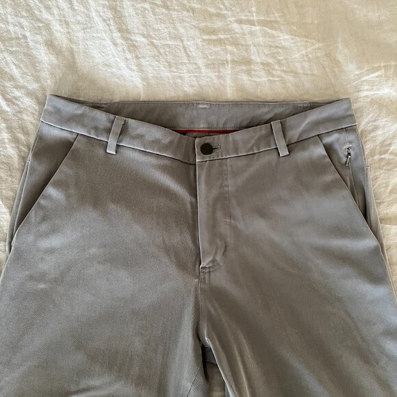 lululemon Men's Commission Pant - Size 34 - Picture 4 of 9